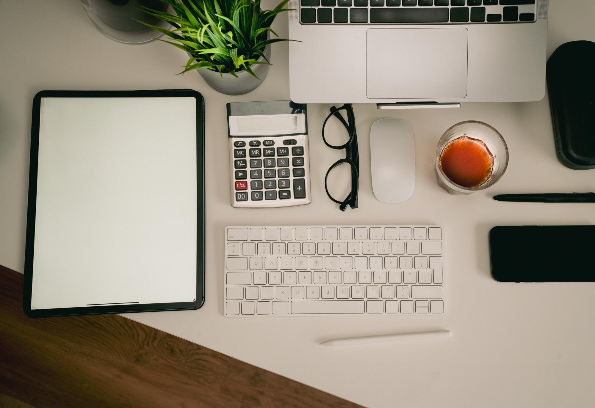 Master Your Finances: QuickBooks Tips for Entrepreneurs Who Dread Bookkeeping